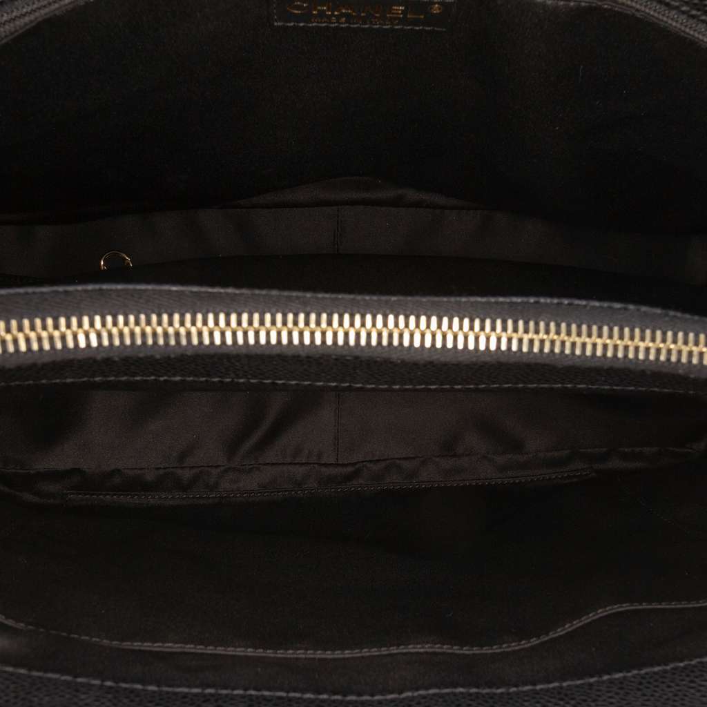 Chanel Caviar Grand Shopping Tote - 4