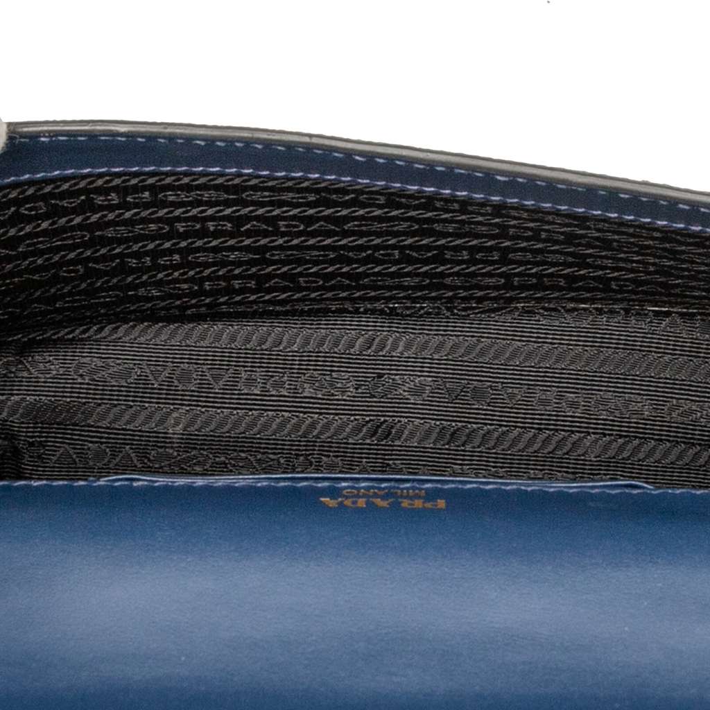 Prada Saffiano Crossbdoy - 4