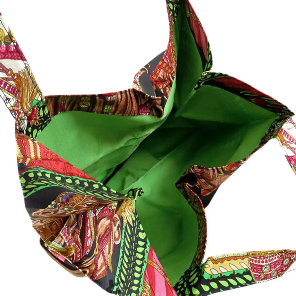 Hermès La Danse Du Cheval Marwari Silky Pop Tote Black Silk Good - Model View