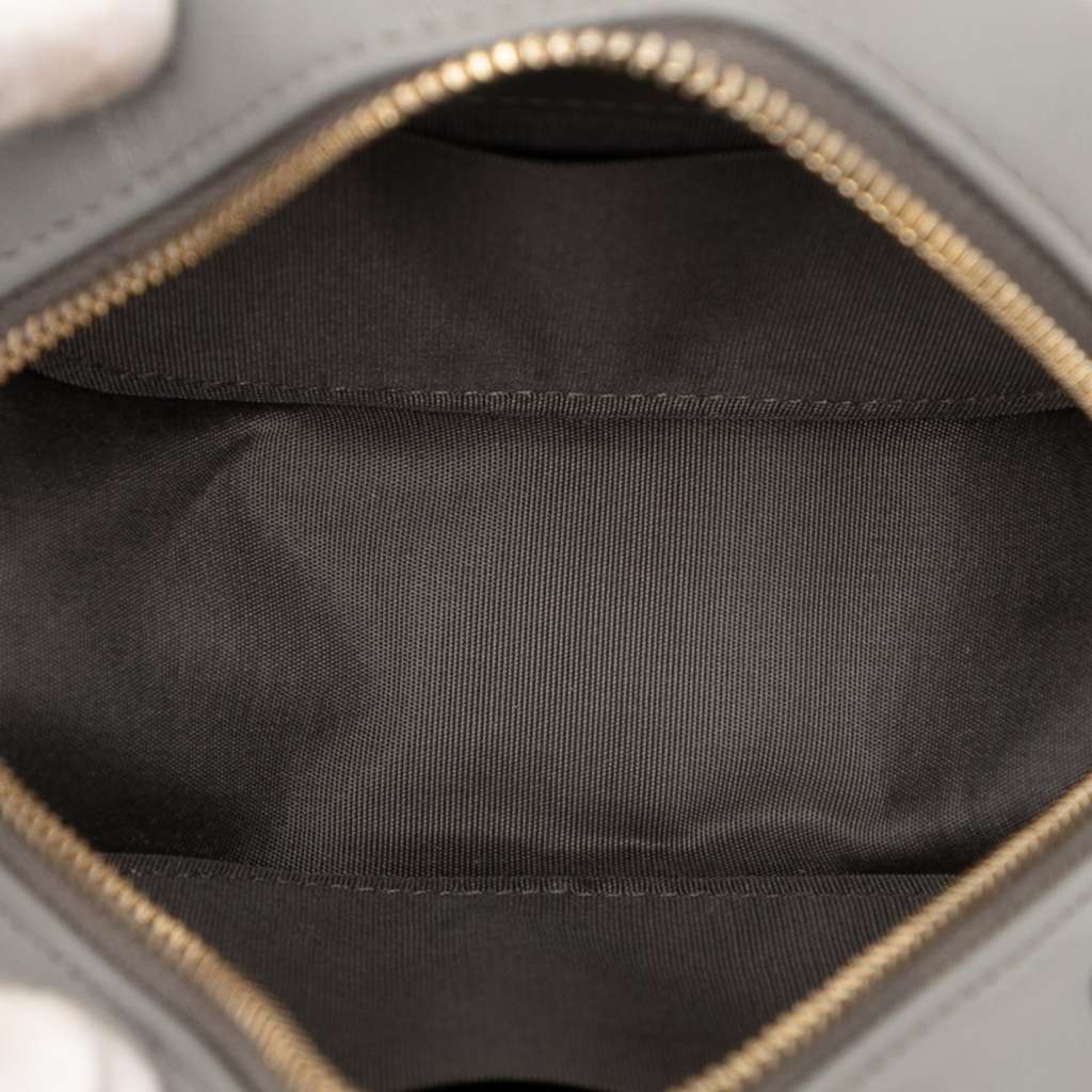 Chanel Lambskin 19 Round Clutch with Chain - 4