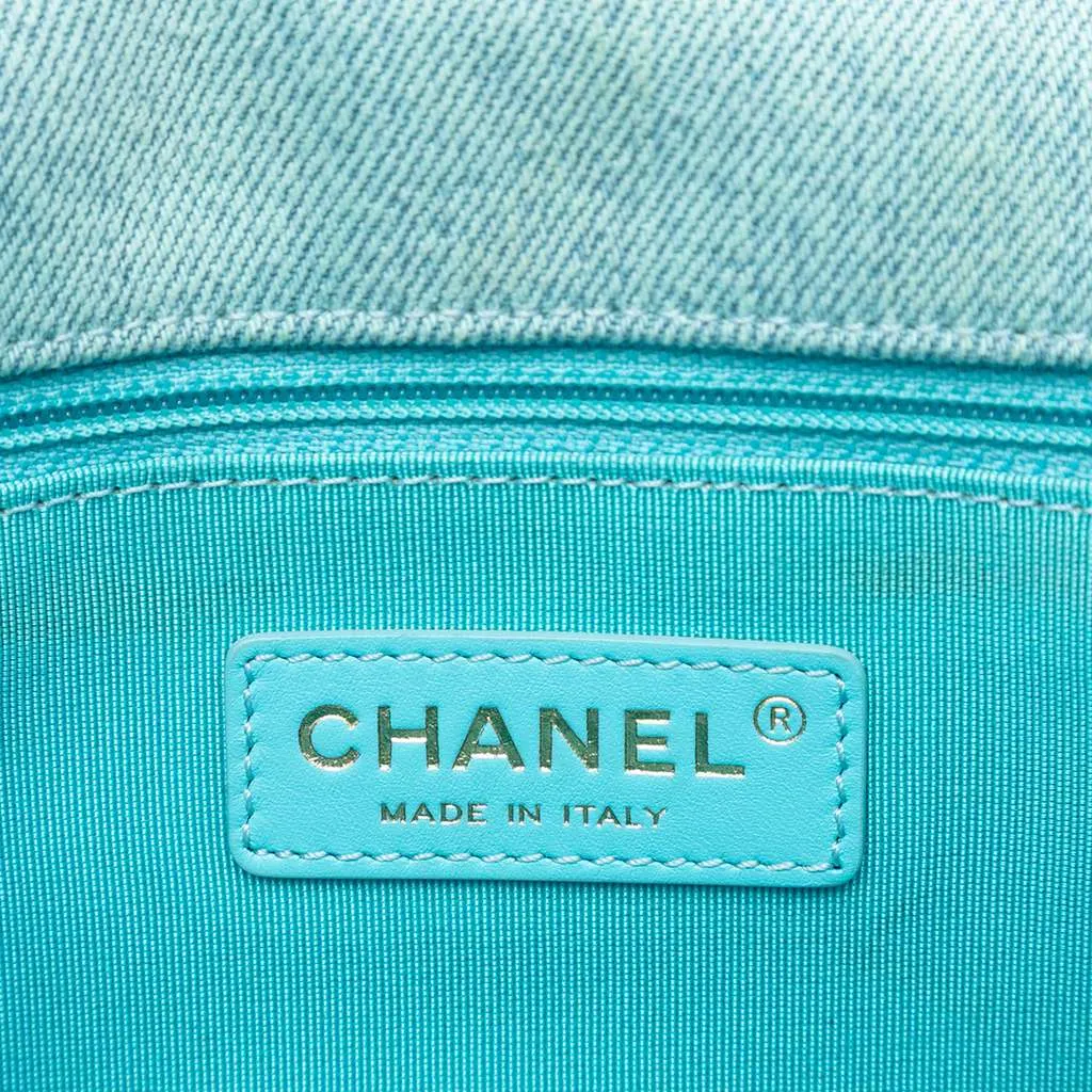 Chanel Small CC Quilted Denim Messenger Flap Blue Denim Very good - Box View