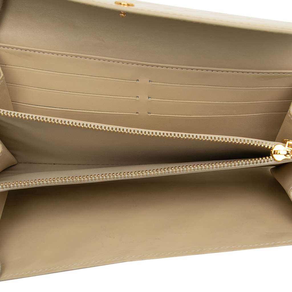 Louis Vuitton Monogram Vernis Sarah Wallet - 4