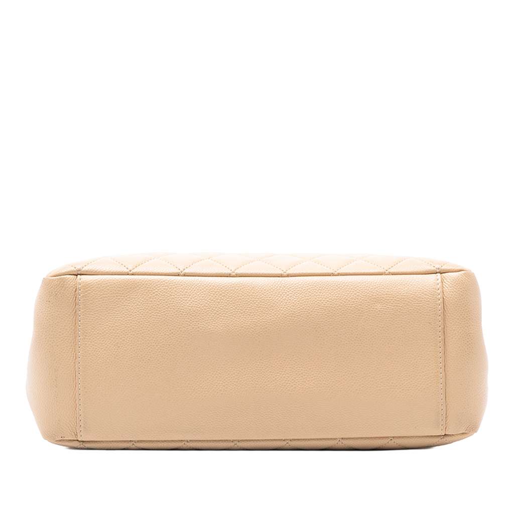 Chanel Caviar Grand Shopping Tote - 3