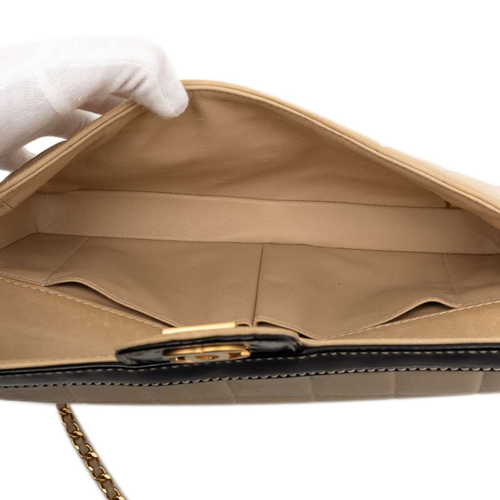 Chanel CC Chocolate Bar Lambskin and Patent East West Flap - 4