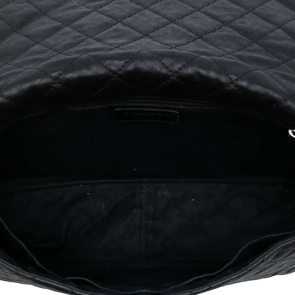 Chanel Quilted Calfskin Reissue 2.55 Easy Messenger Flap Black Leather Very good - Box View