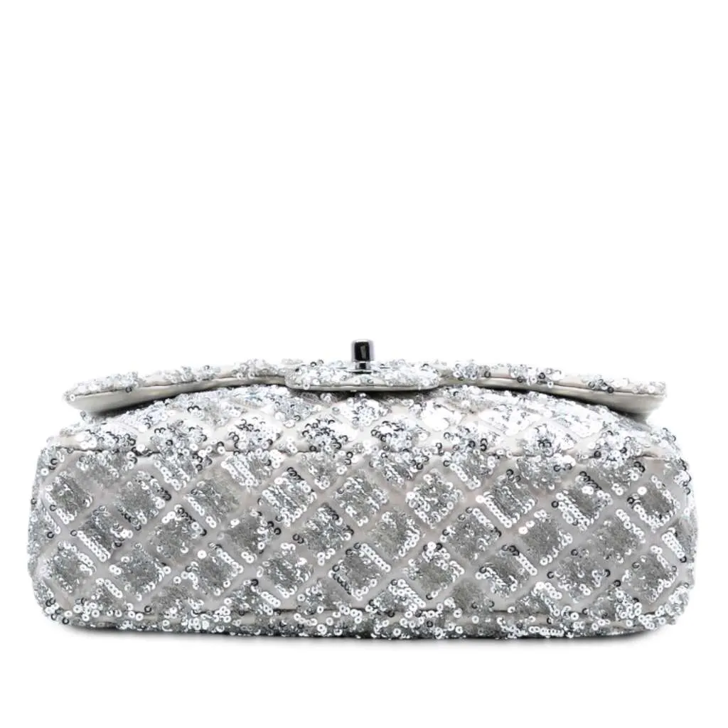 Chanel Medium Classic Satin and Sequin Single Flap Silver Satin Good - Inside View