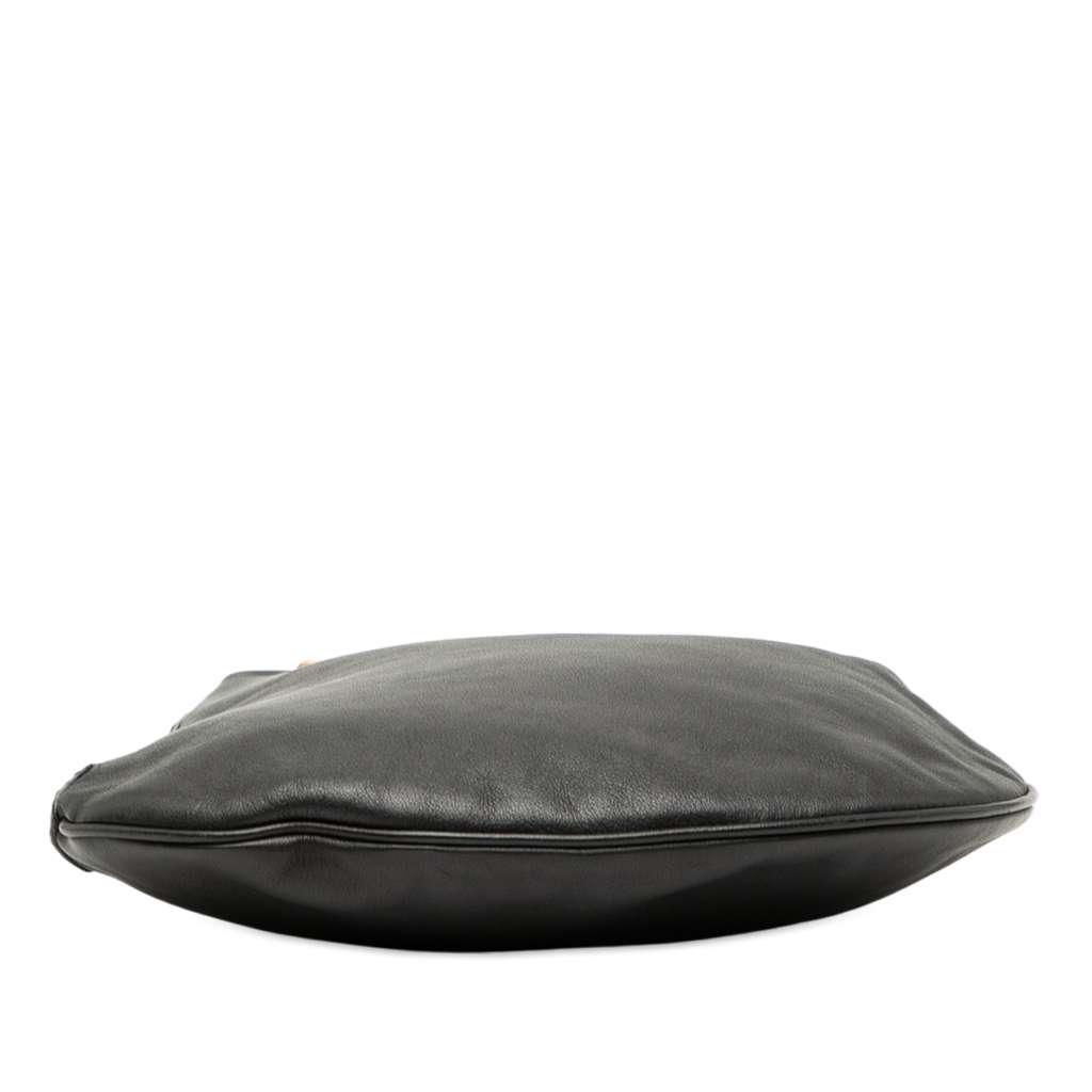 Fendi Leather Oyster Shoulder Bag - 3