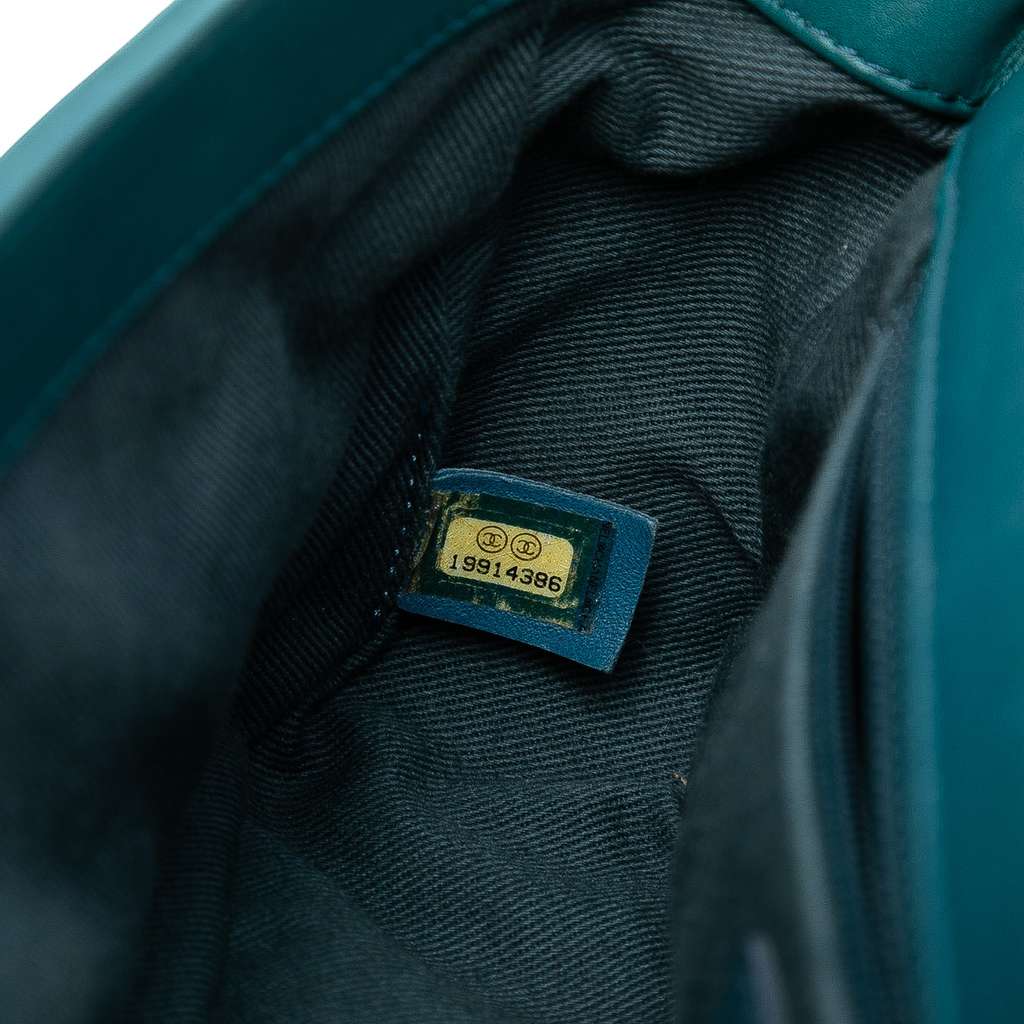 Chanel CC Quilted Lambskin East West Single Flap - 5