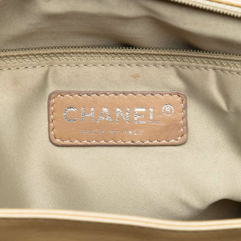 Chanel Quilted Lambskin Ultimate Stitch Flap - 5