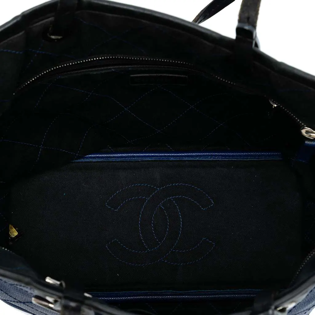 Chanel Quilted Caviar Shopping Fever Tote Blue Leather Very good - Model View