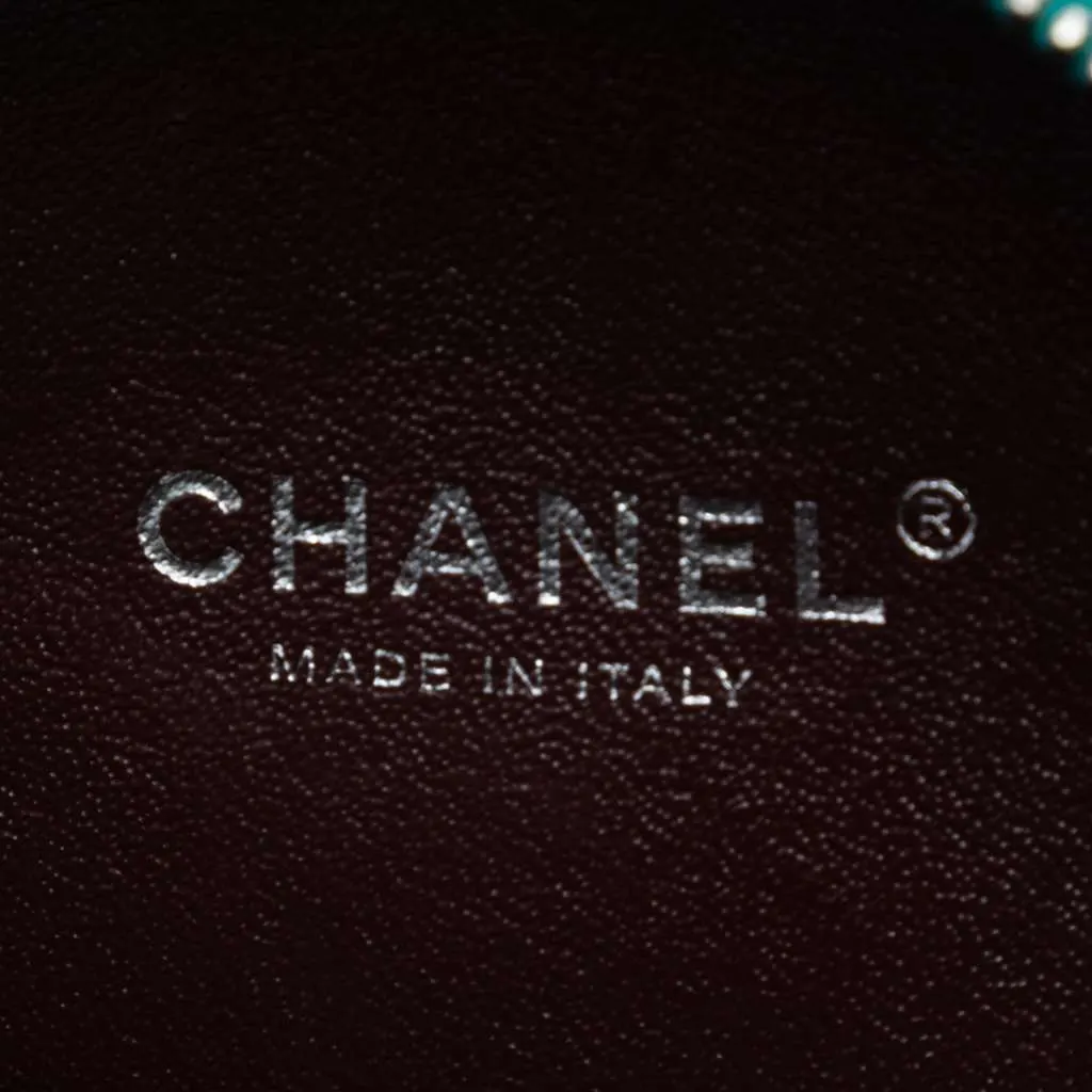Chanel Quilted Metallic Caviar Rainbow Hardware Oval Camera Bag Blue Leather Very good - Box View