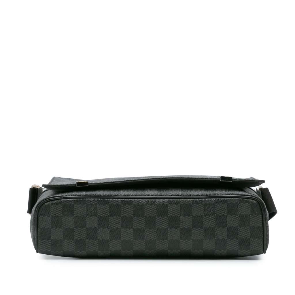 Louis Vuitton Damier Graphite District MM - 3