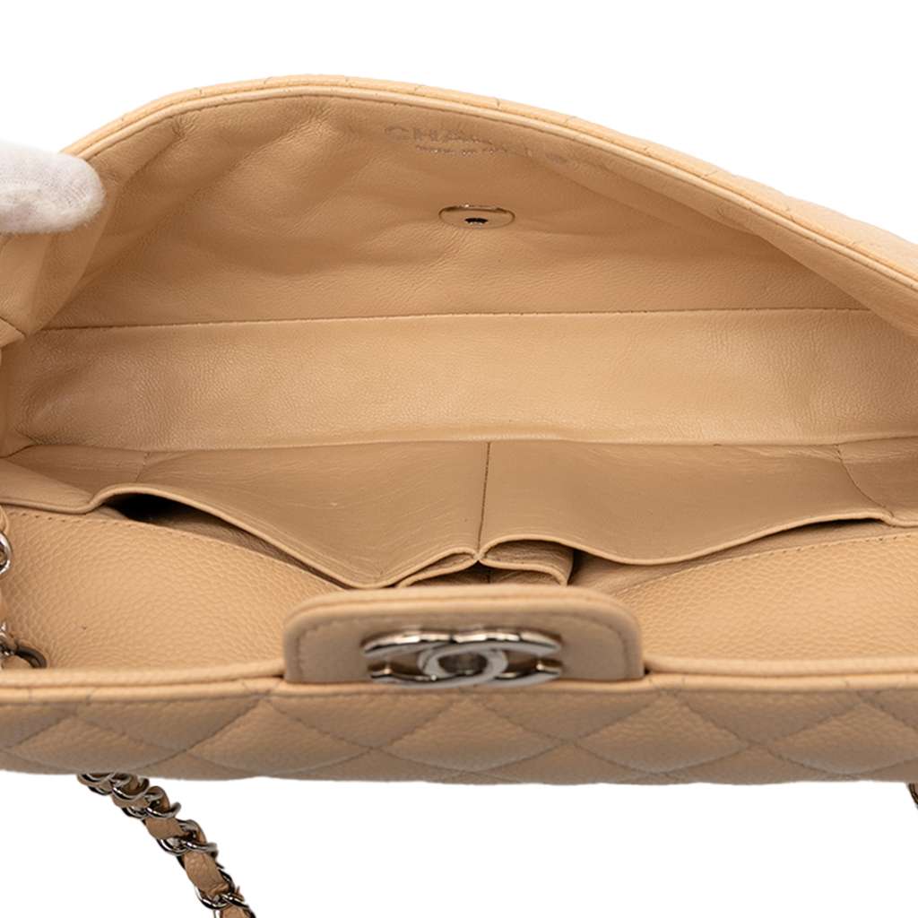 Chanel Classic Caviar East West Single Flap - 4