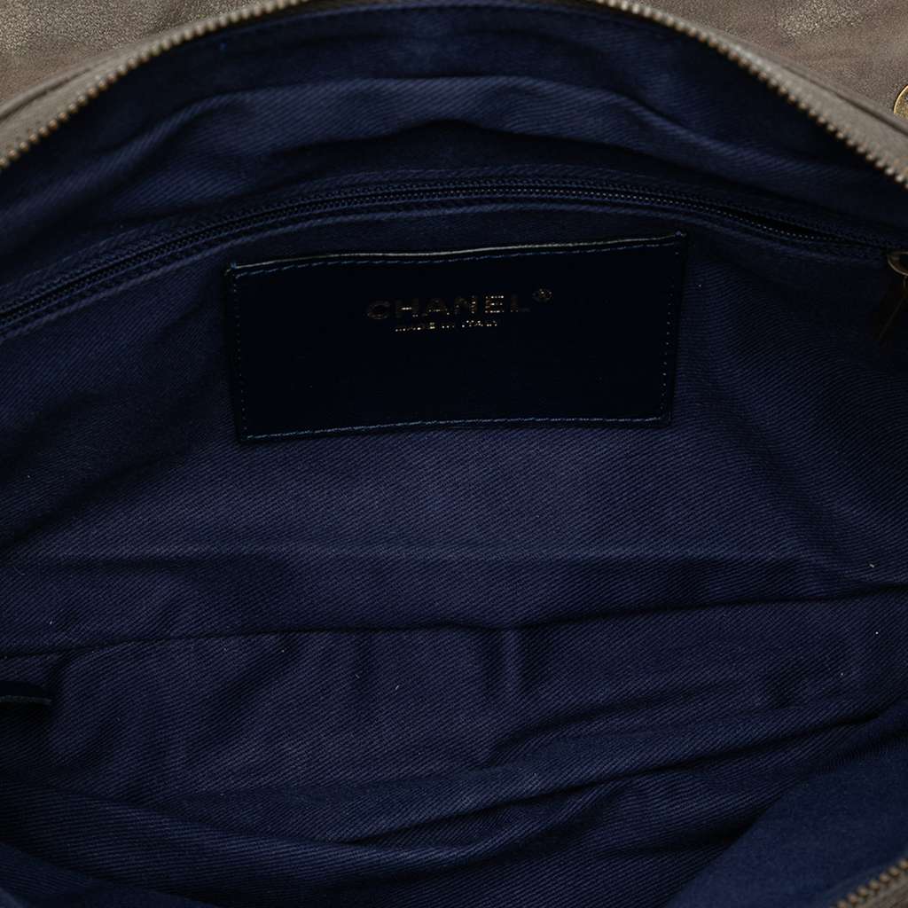 Chanel Large Quilted Iridescent Calfskin Shiva Flap - 4