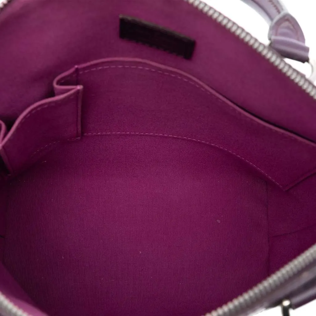 Louis Vuitton Epi Lockit Vertical Purple Leather Good - Model View