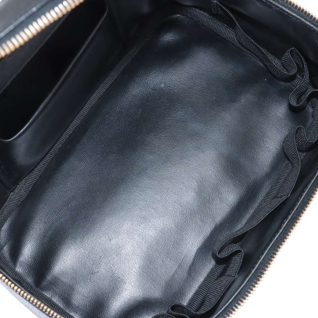 Chanel CC Caviar Vanity Case - 3