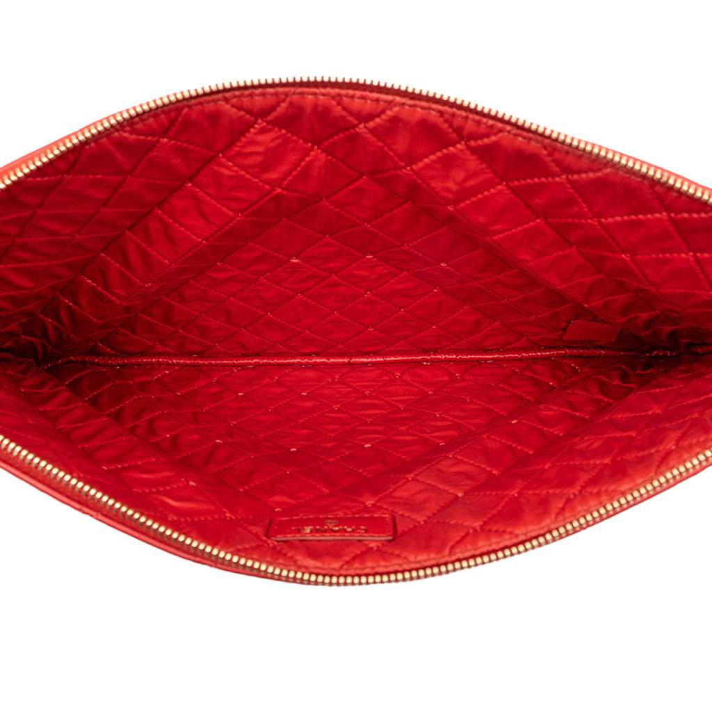 Chanel Large Quilted Lambskin Casino Charms O Case Clutch - 4