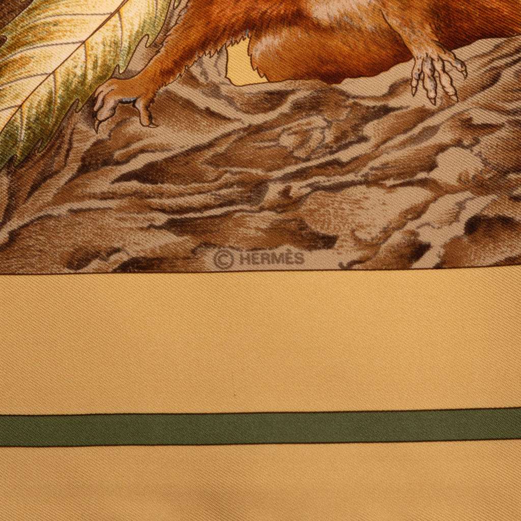 Hermès Casse Noisette Silk Scarf 90 - 3