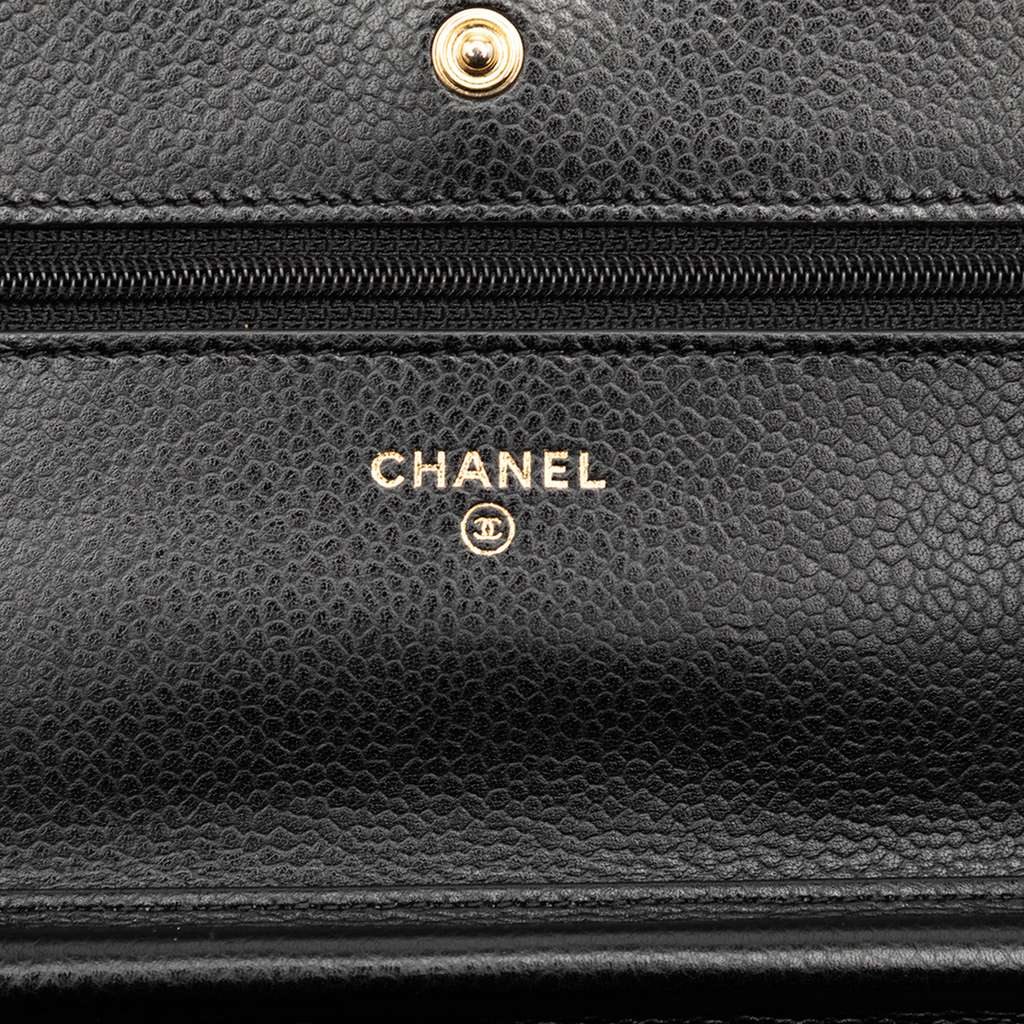 Chanel CC Quilted Caviar Wallet on Chain - 5