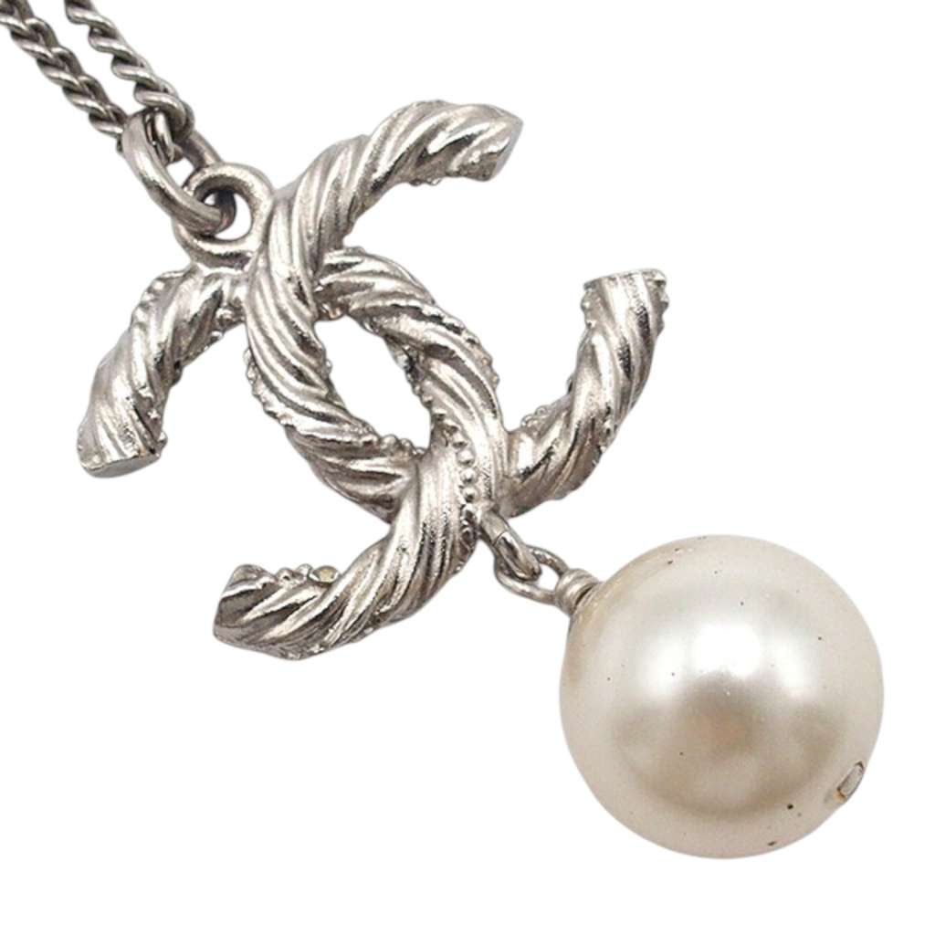 Chanel Silver Plated CC Faux Pearl Rhinestone Pendant Necklace - 3