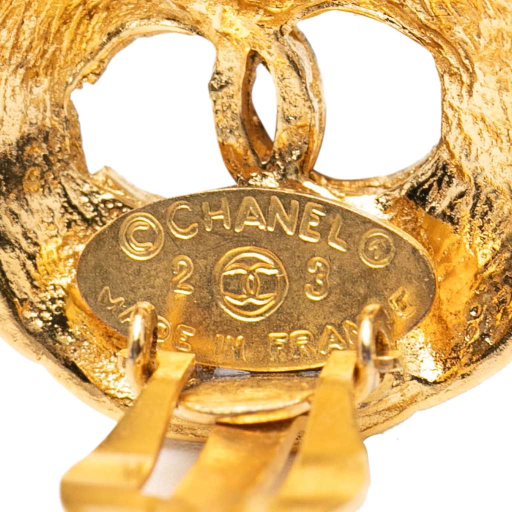 Chanel Gold Plated CC Round Clip On Earrings - 3