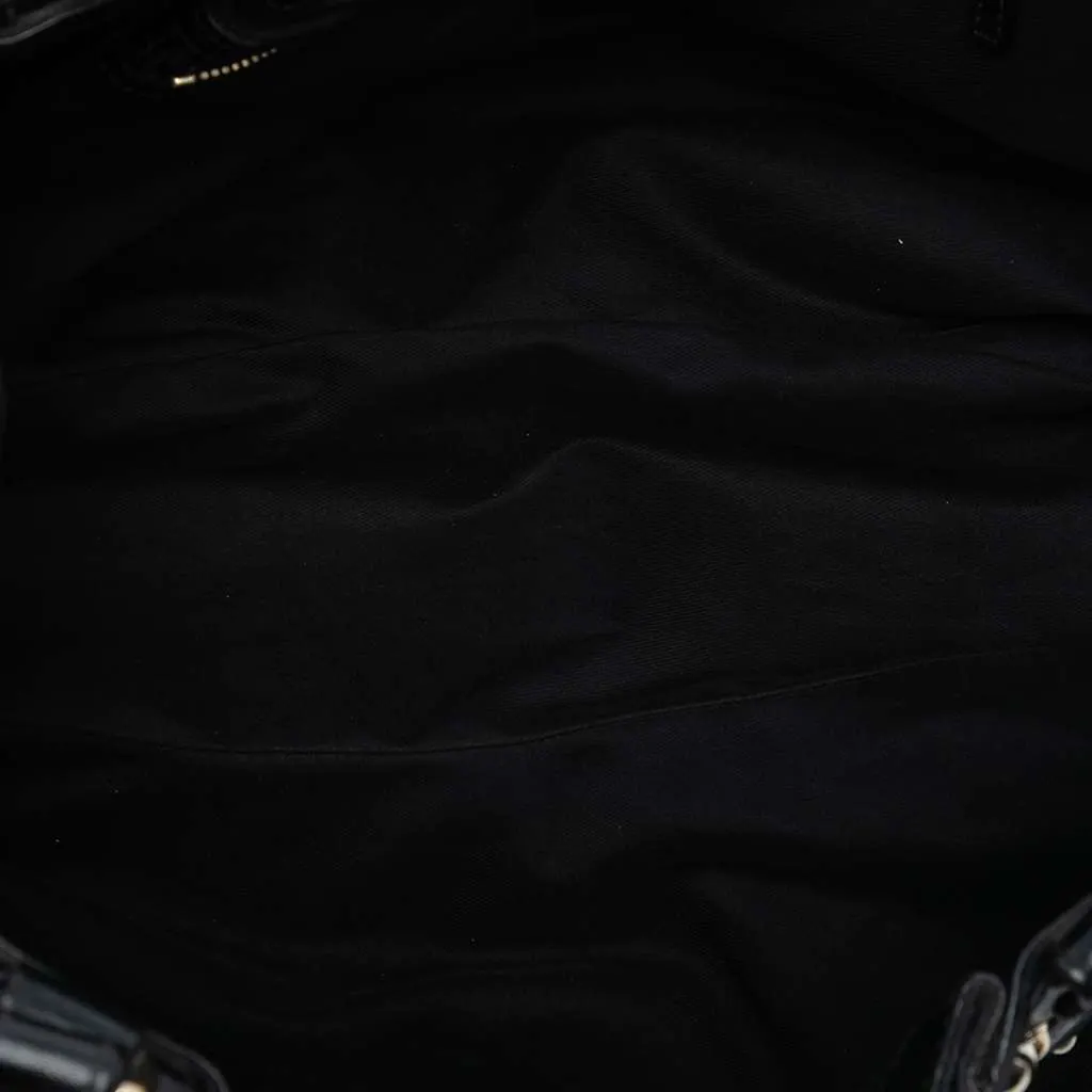 Gucci GG Canvas Pelham Tote Black Canvas Good - Model View