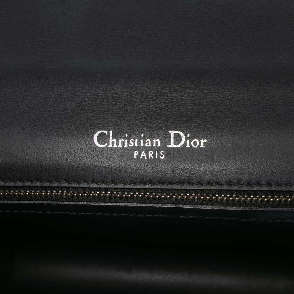 Dior Medium Calfskin Cannage Tufted Diorama Flap - 5