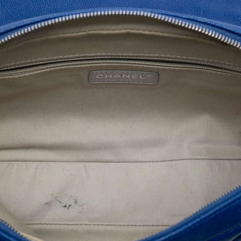 Chanel Jumbo Quilted Caviar Easy Flap - 4