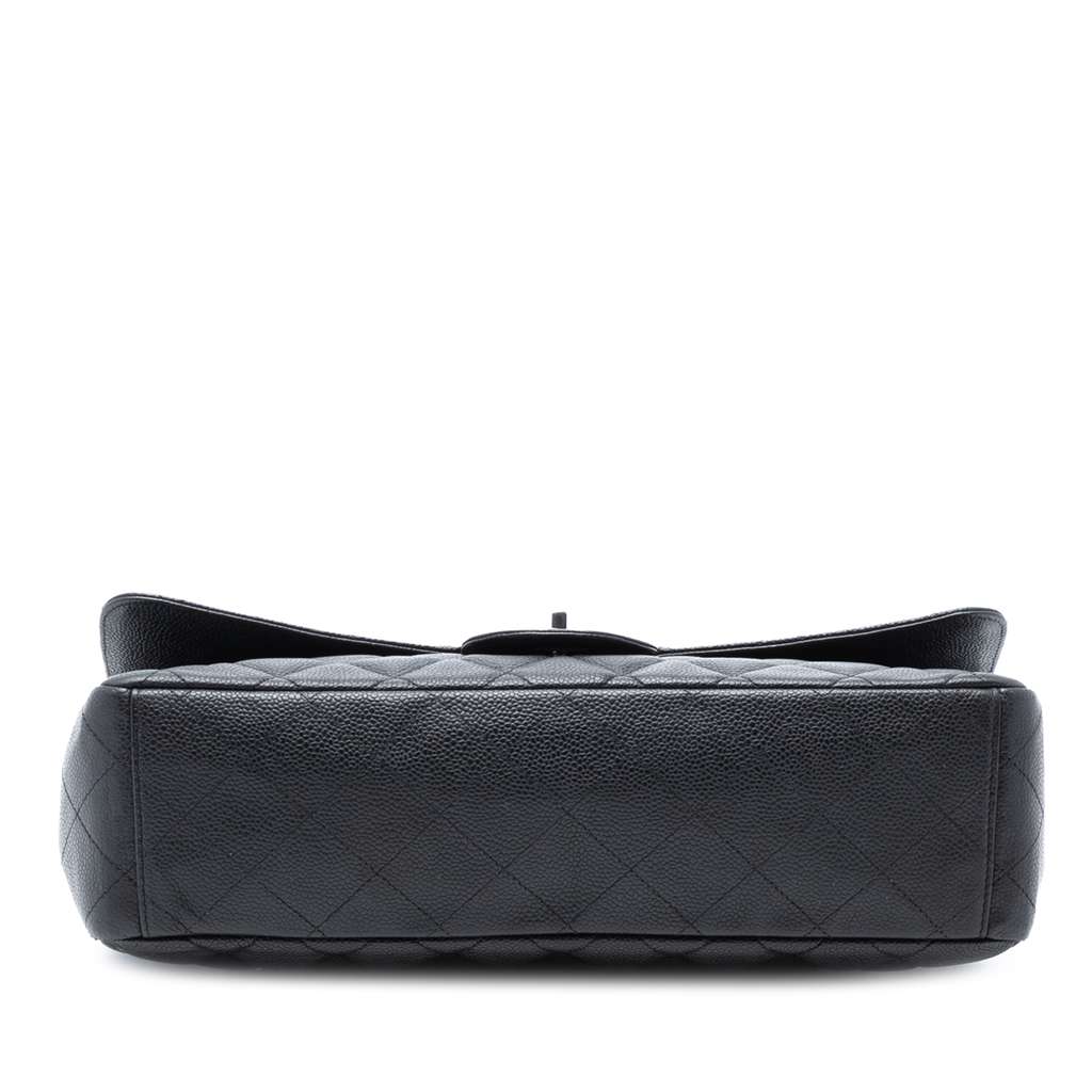 Chanel Maxi Classic Caviar Single Flap - 3