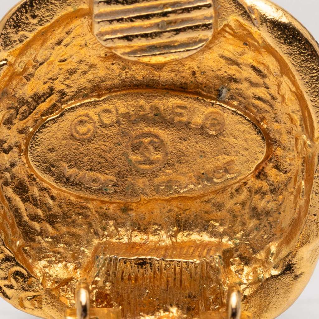 Chanel CC Gold Plated Round Clip on Earrings - 3