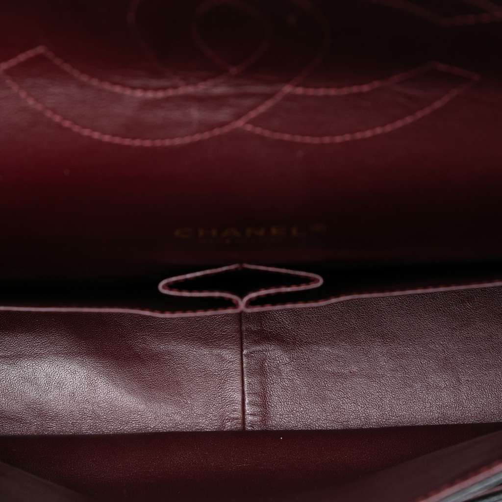 Chanel Maxi Classic Caviar Double Flap - 4