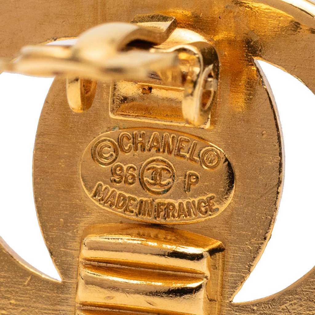Chanel Gold Plated CC Turn Lock Clip On Earrings - 3