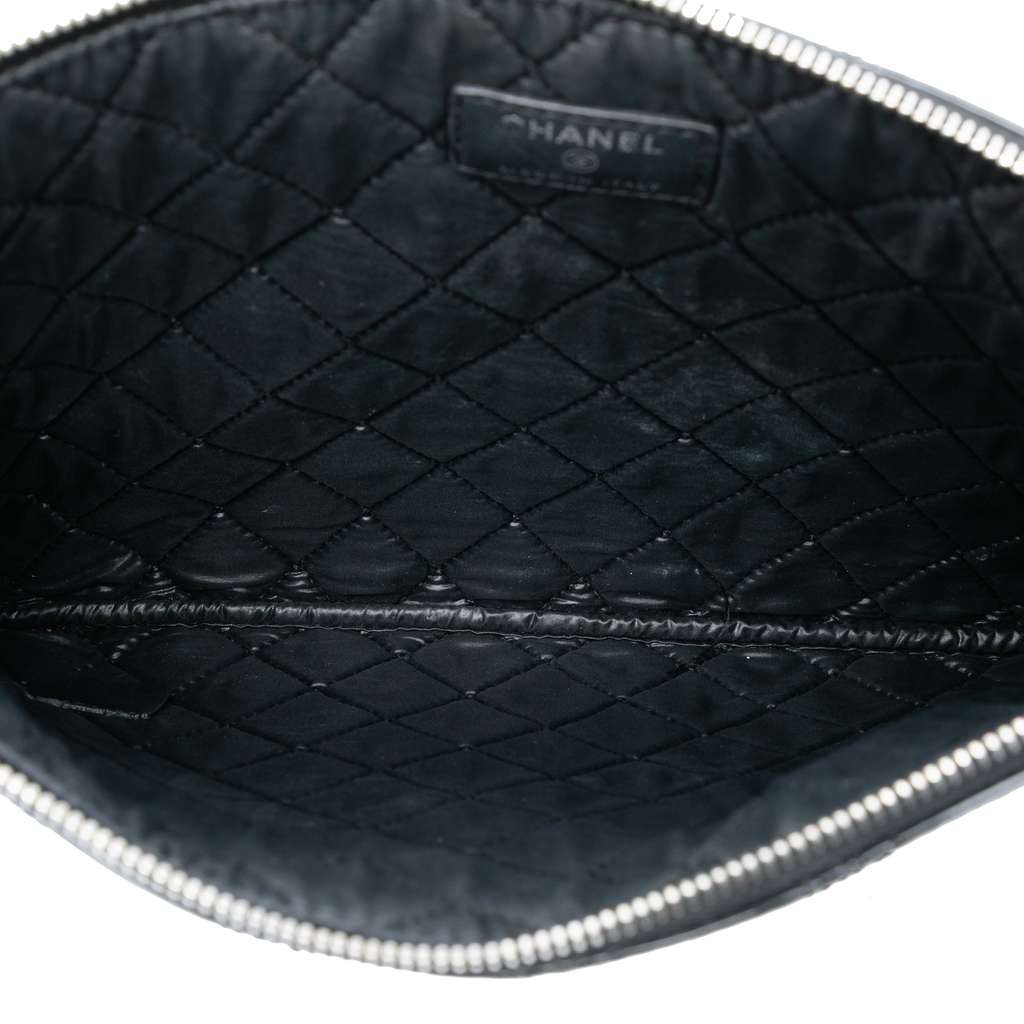 Chanel Medium Quilted Patent Double Stitch O Case Clutch - 4