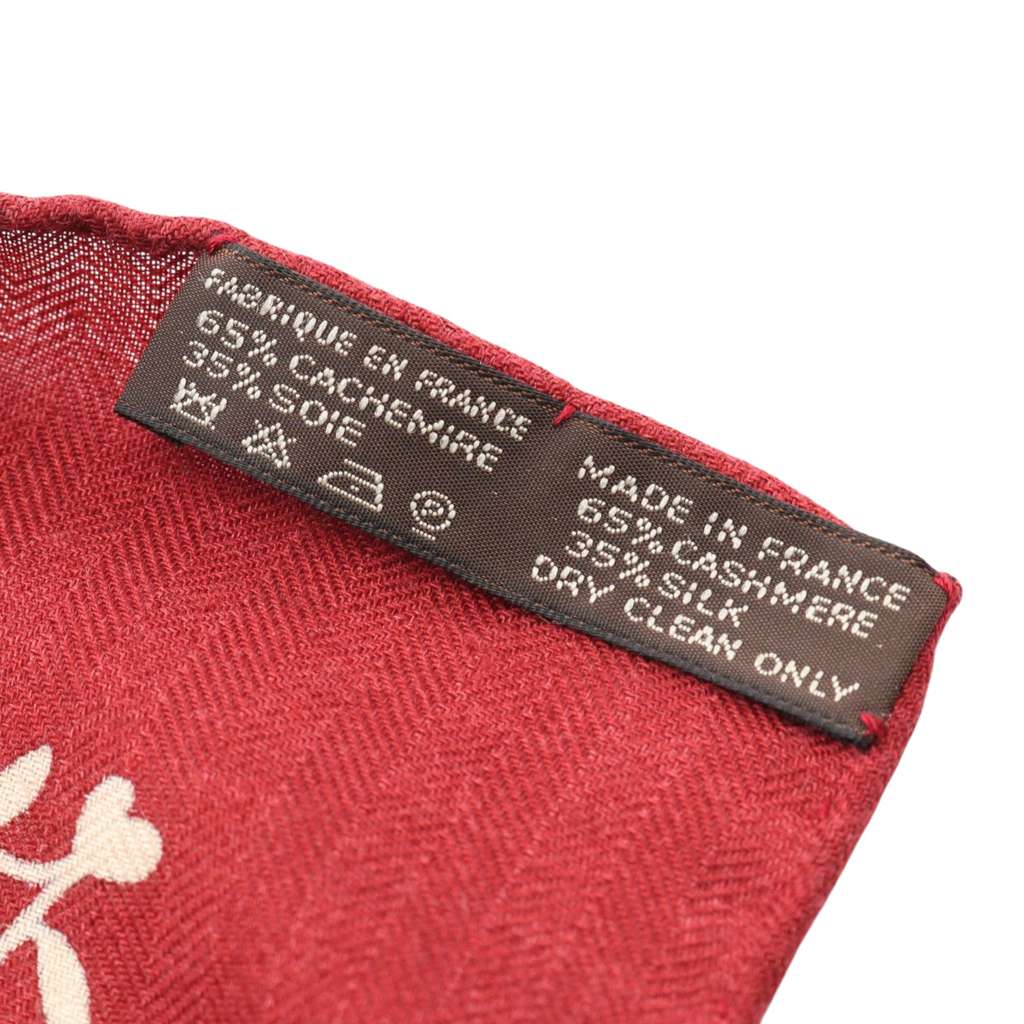 Hermès Aux Portes du Palais Cashmere Silk Shawl 140 - 2