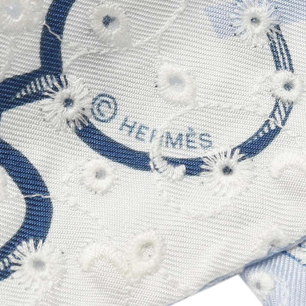 Hermès Do Re Boucles Broderie Anglaise Embroidered Silk Twilly Scarf - 4