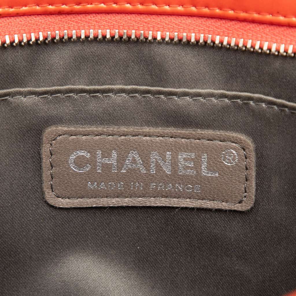 Chanel Quilted Embossed Patent Lucky Symbols Pochette - 5