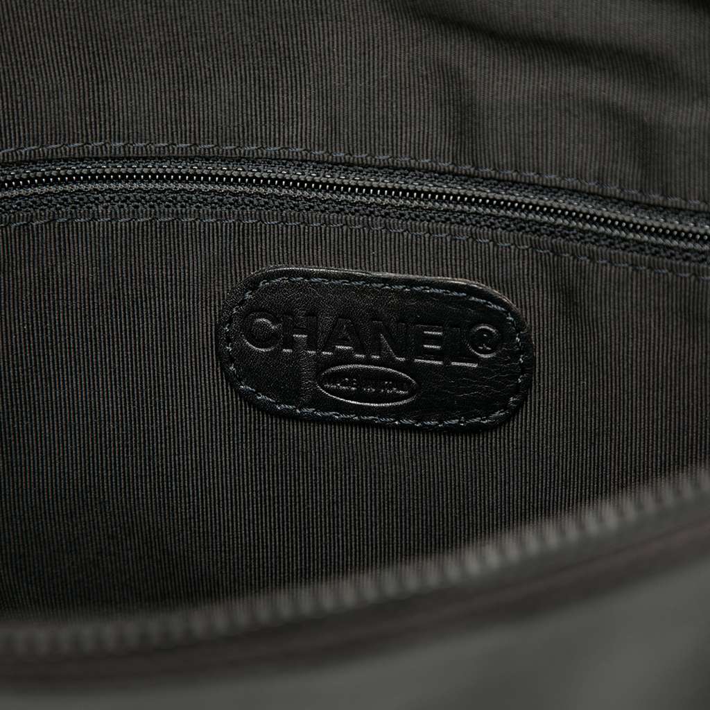 Chanel CC Lambskin Tassel Tote - 5