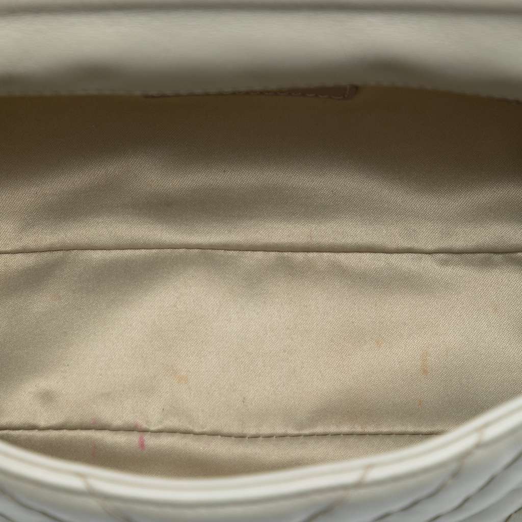 Chanel Medium Double Stitch Chevron Lambskin Single Flap - 4