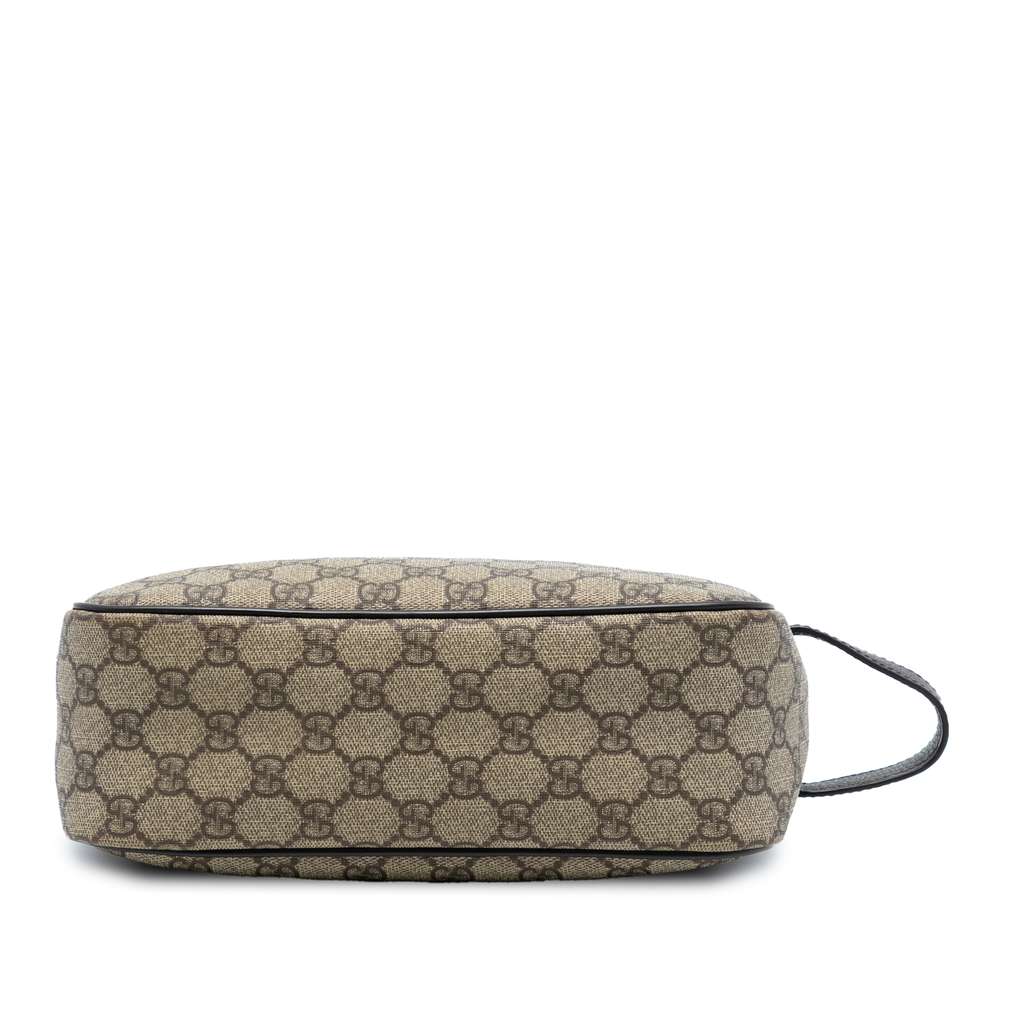 Gucci GG Supreme Clutch - 3