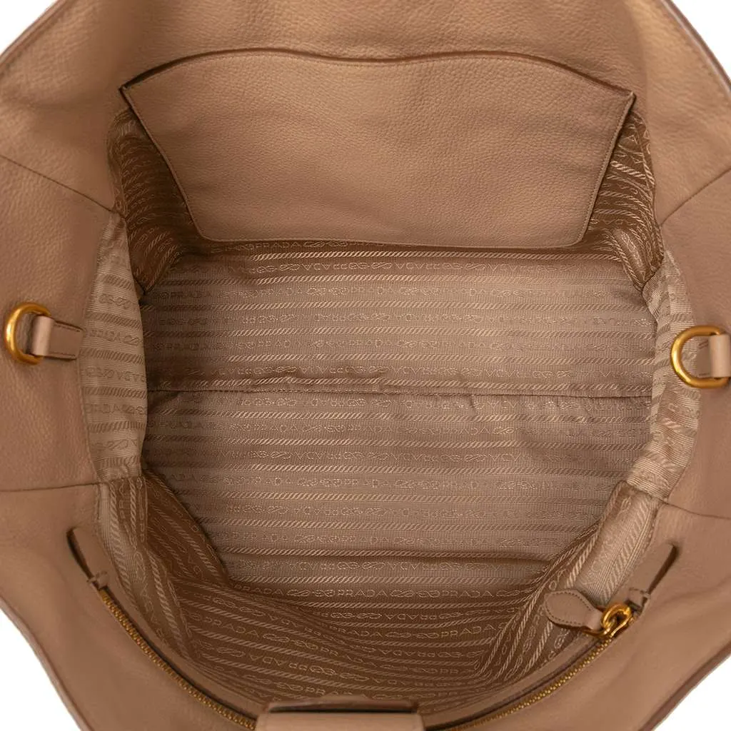 Prada Vitello Phenix Open Convertible Tote Brown Leather Very good - Model View