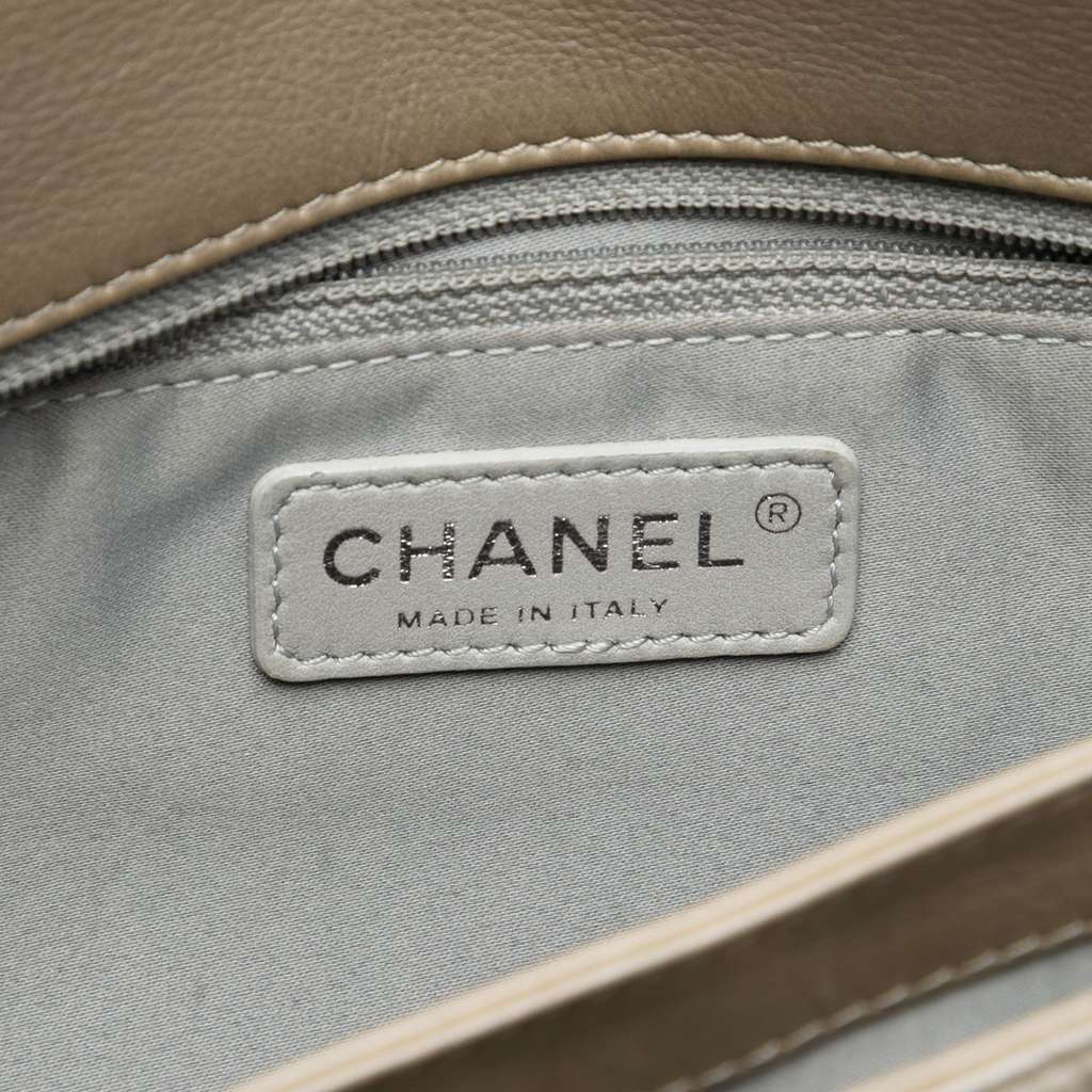 Chanel Jumbo Quilted Calfskin Ultra Stitch Flap - 5