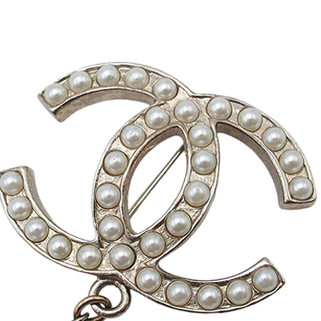 Chanel CC Gold Plated Faux Pearl Brooch - 4