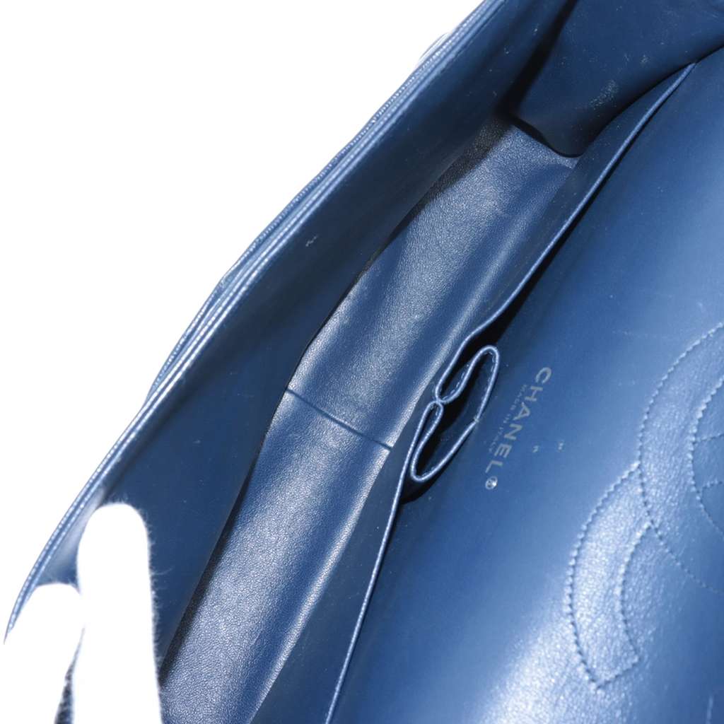 Chanel Maxi Classic Chevron Caviar Double Flap - 3