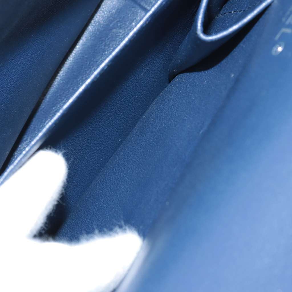 Chanel Maxi Classic Chevron Caviar Double Flap - 4