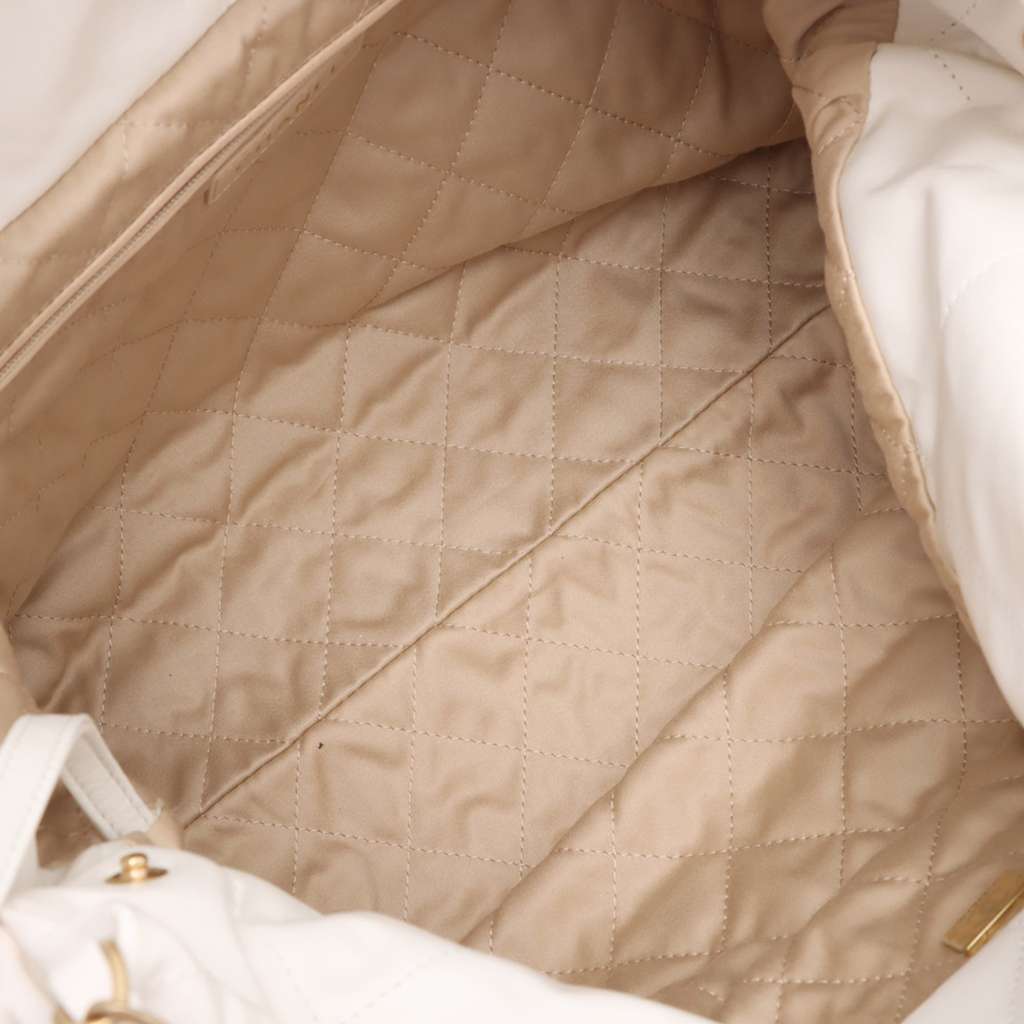 Chanel Large Shiny Calfskin 22 Hobo - 3