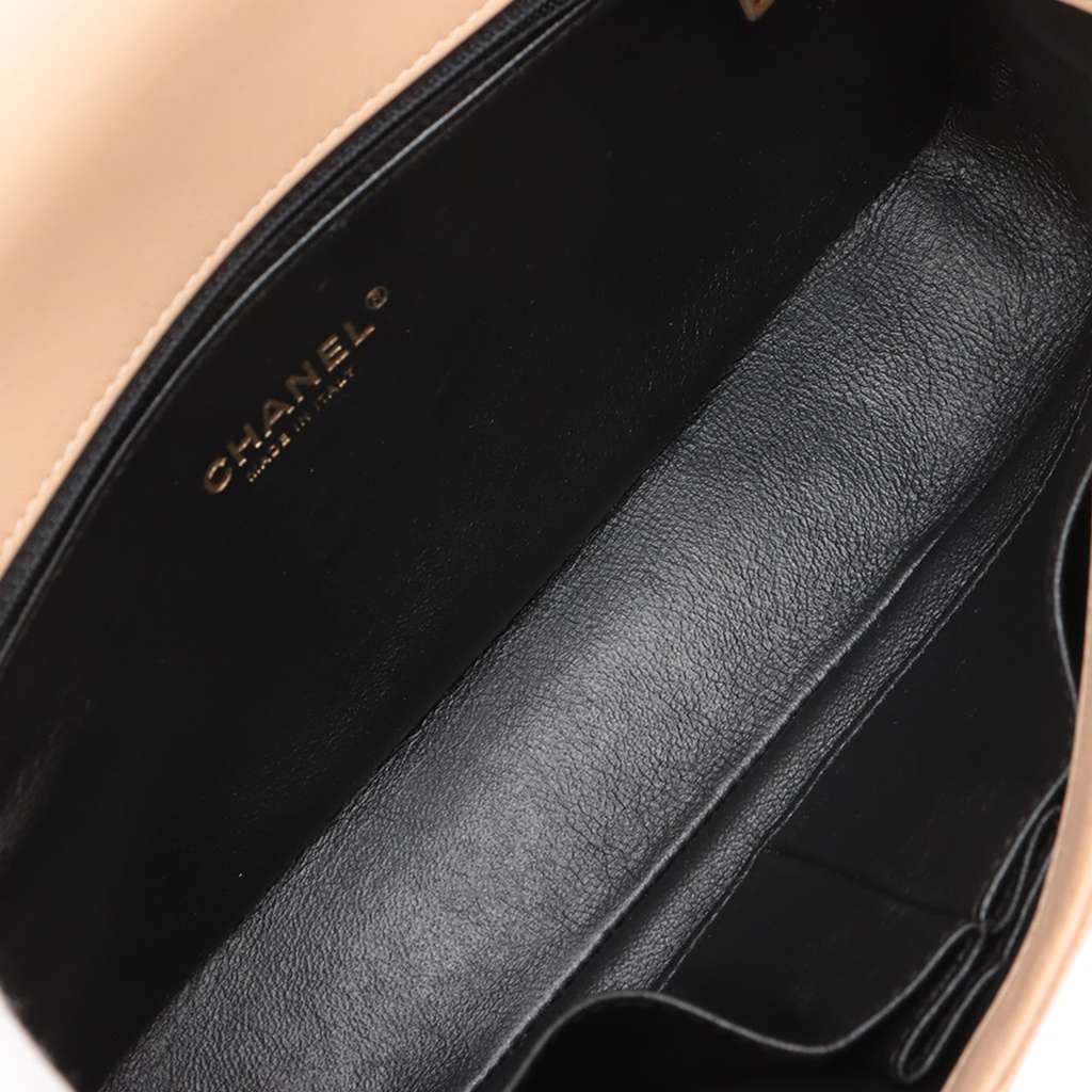 Chanel Medium Bicolor Caviar CC Filigree Flap - 3