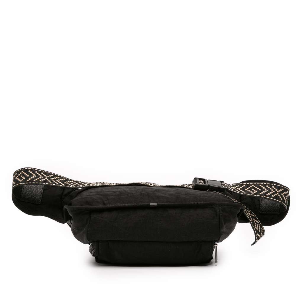 Gucci Nylon 80s Patch Convertible Belt Bag - 3