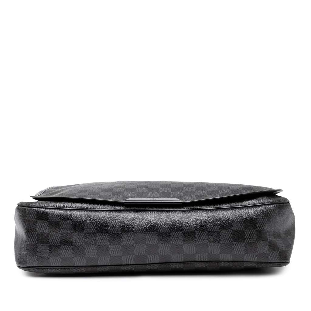 Louis Vuitton Damier Graphite Daniel MM - 3