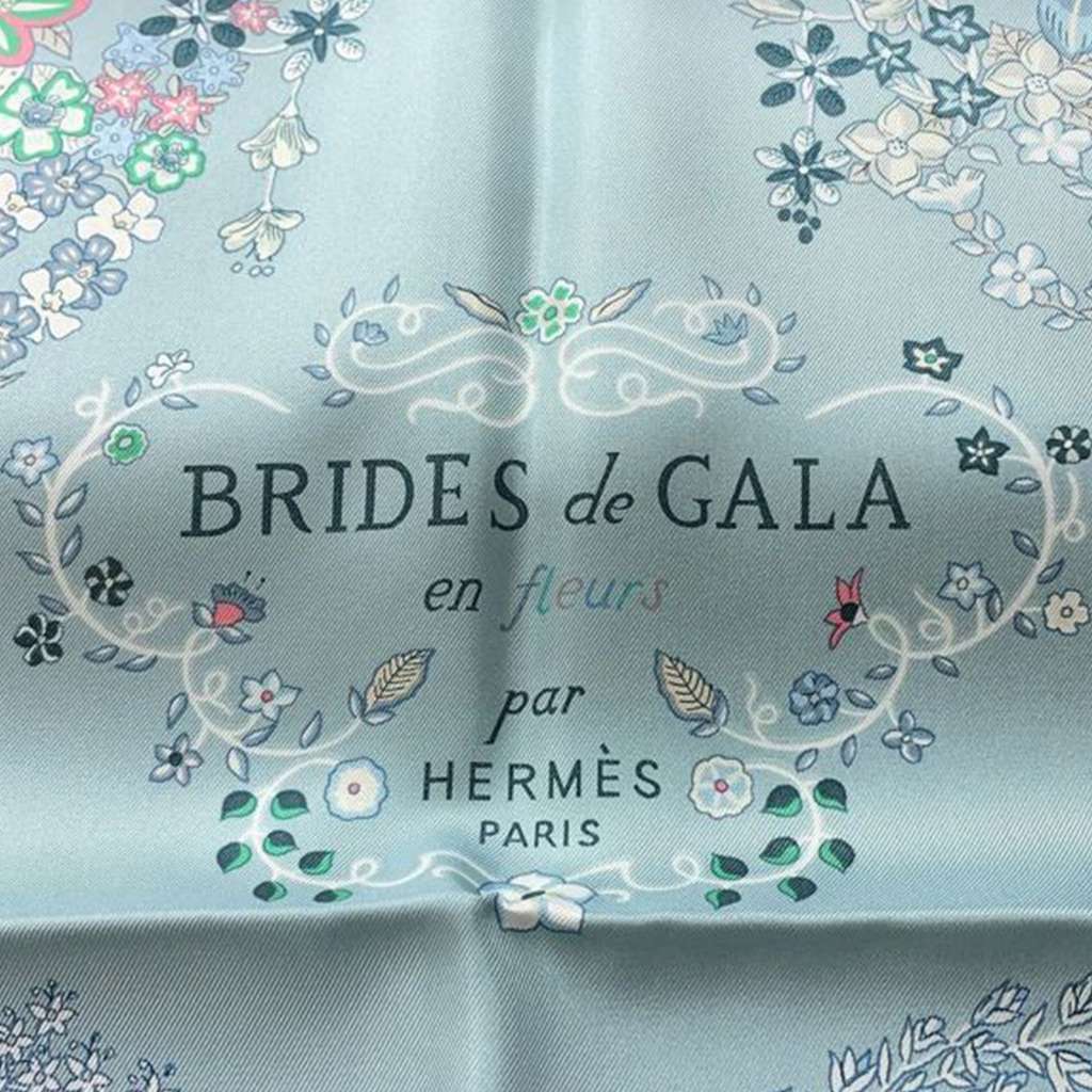 Hermès Brides de Gala en Fleurs Silk Scarf 90 - 3