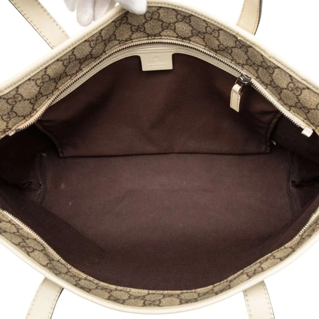 Gucci GG Supreme Joy Tote Brown Canvas Good - Model View